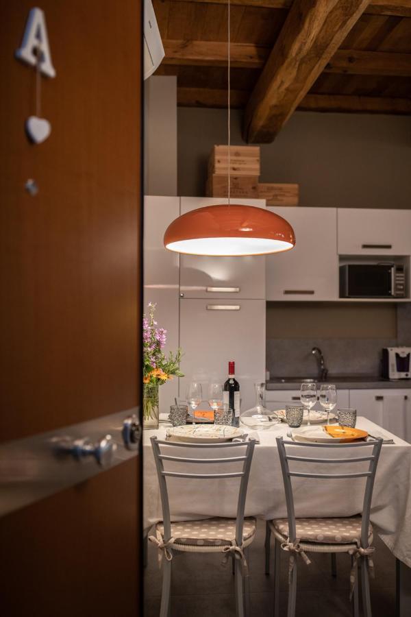 Vicolo Fabbri Appartamenti モンテファルコ エクステリア 写真