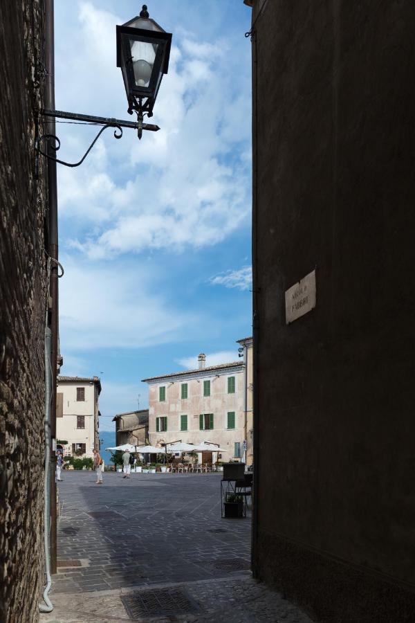 Vicolo Fabbri Appartamenti モンテファルコ エクステリア 写真